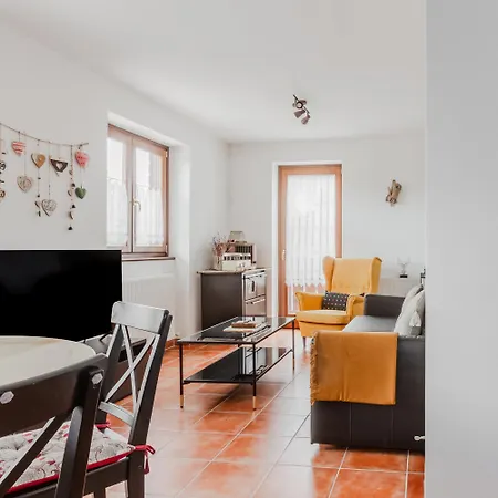 Lioda Roccia Apartment *